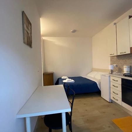 Ferienwohnung Mini Loft - Bari Centro - A Due Passi Dal Mare Exterior foto