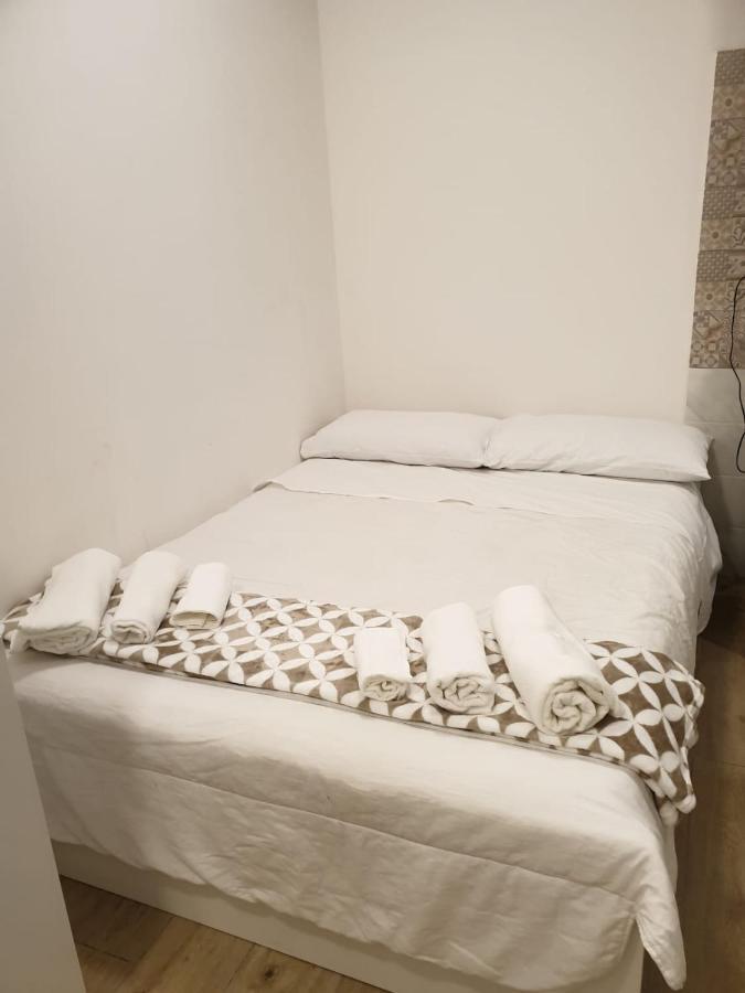 Ferienwohnung Mini Loft - Bari Centro - A Due Passi Dal Mare Exterior foto