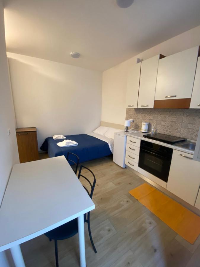 Ferienwohnung Mini Loft - Bari Centro - A Due Passi Dal Mare Exterior foto