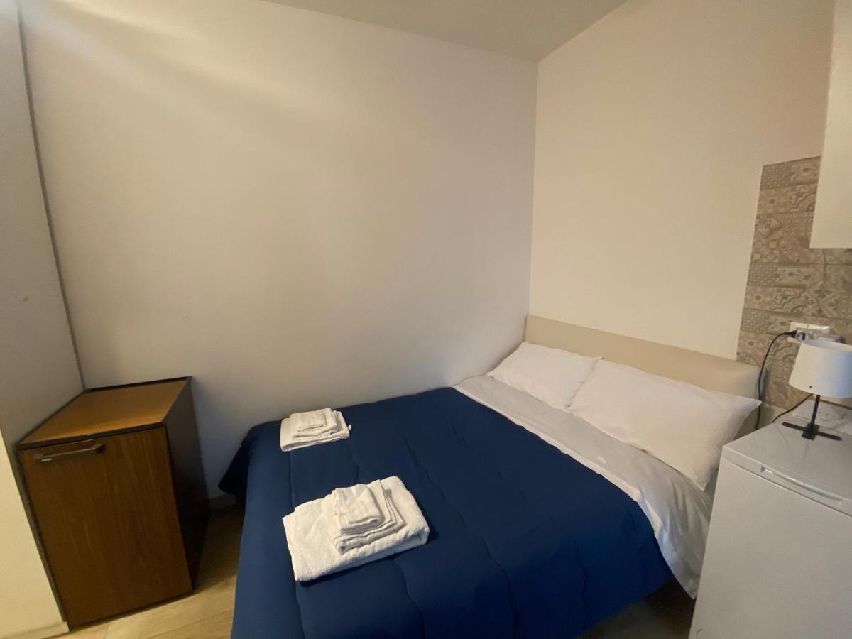 Ferienwohnung Mini Loft - Bari Centro - A Due Passi Dal Mare Exterior foto